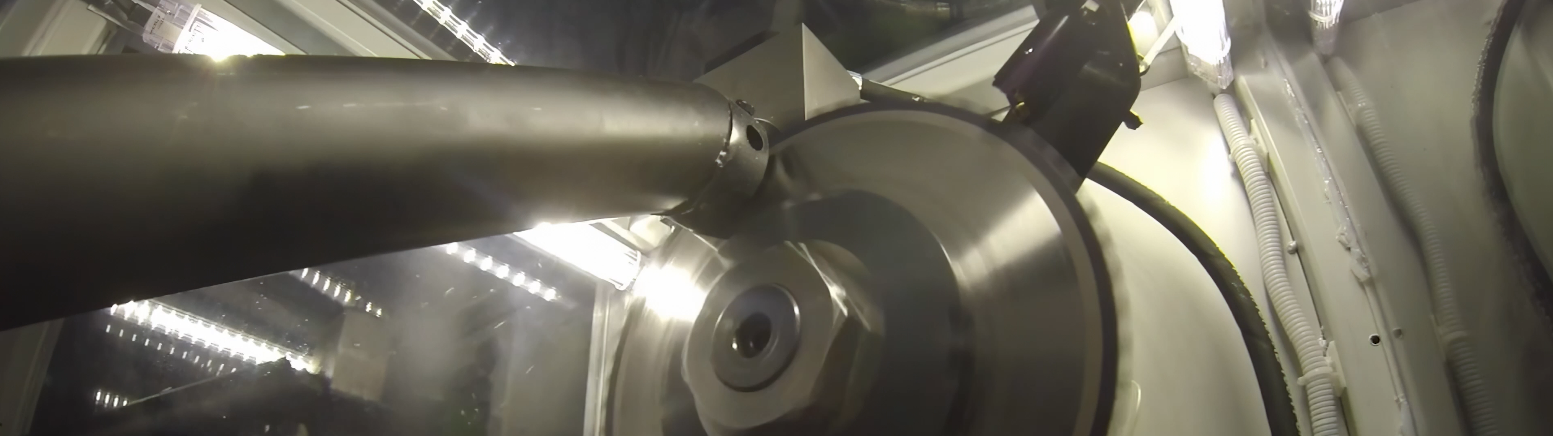 Circular Sawing with Unist Minimum Quantity Lubrication (MQL)